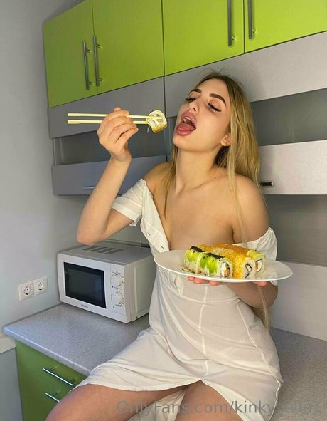 kinky ella1 free only fans