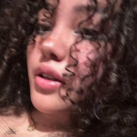 n nuviaa leaked only fans nudes