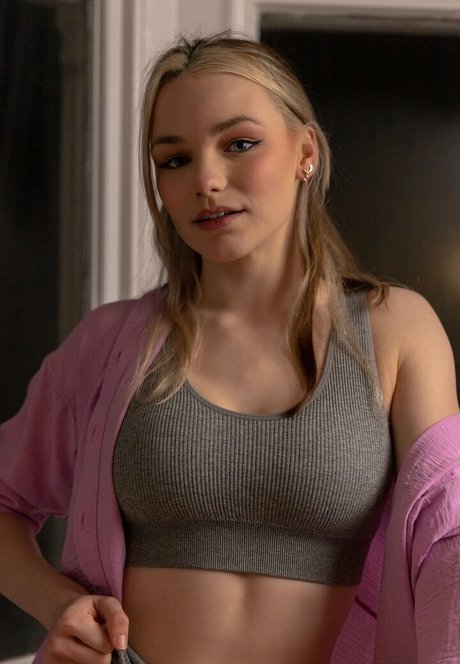 Nomi Teee onlyfans leaked pics