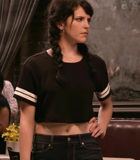 Emily Axford leaked nude onlyfans