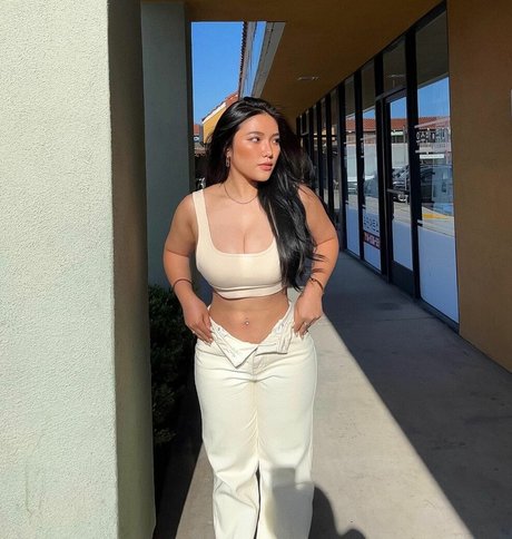 Ngan Nguyen onlyfans pics