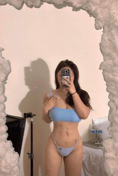 Ngan Nguyen onlyfans post