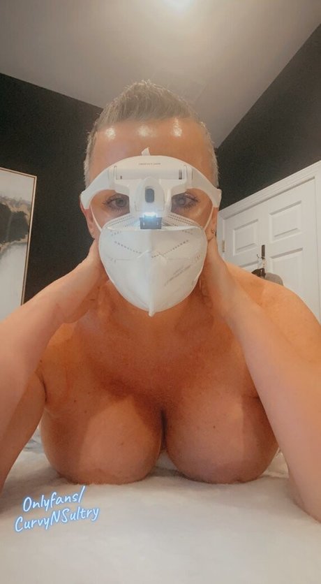 Madame Elise leaked onlyfans pics