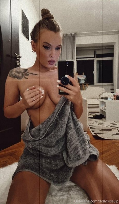 Dolly Rose onlyfans naked
