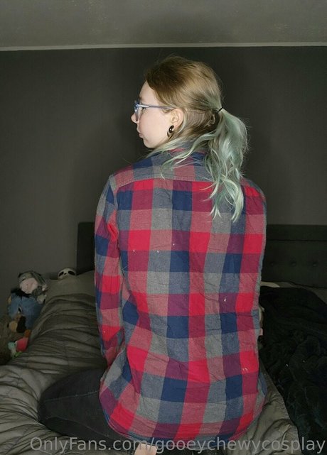 gooeychewycosplay nude onlyfans pics