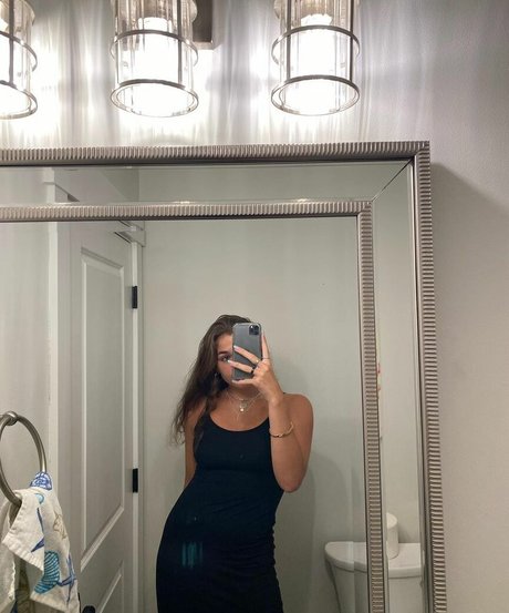 andrea posnerrr onlyfans leaked pics