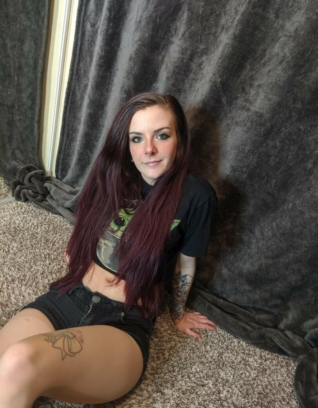 lilydarkofree porn onlyfans leaks