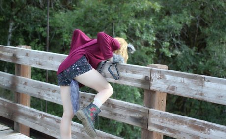 sunflowerseedling onlyfans strip tease