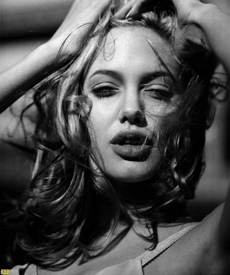 Angelina Jolie new leaked onlyfans