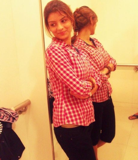 Anveshi Jain onlyfans strip