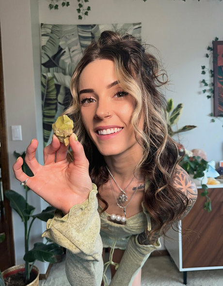 lunapowersthefairy onlyfans free content