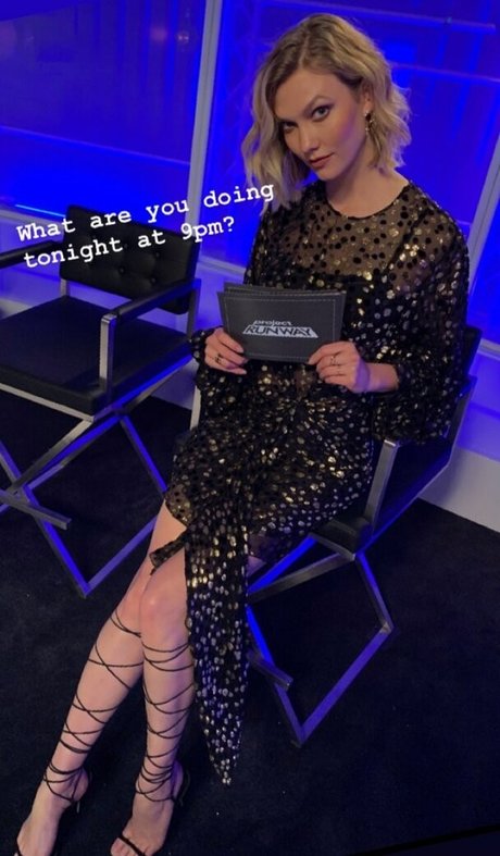 Karlie Kloss nude on onlyfans