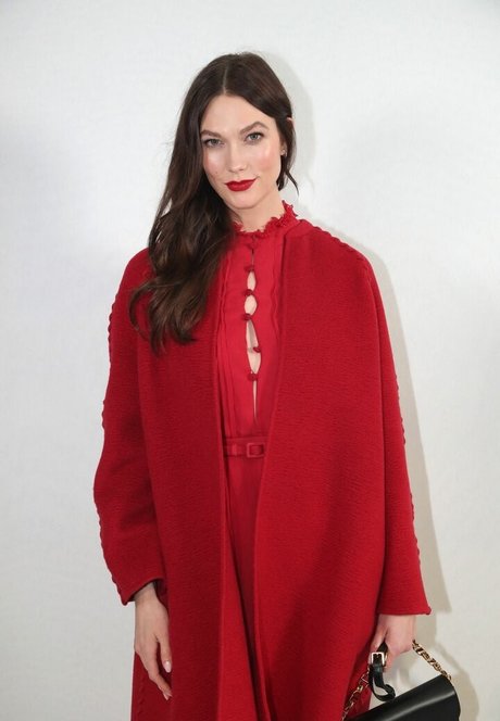 Karlie Kloss desnuda onlyfans