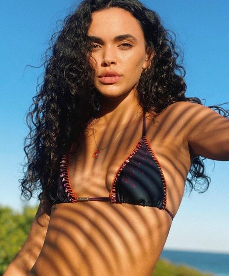 Giovana Cordeiro onlyfans free