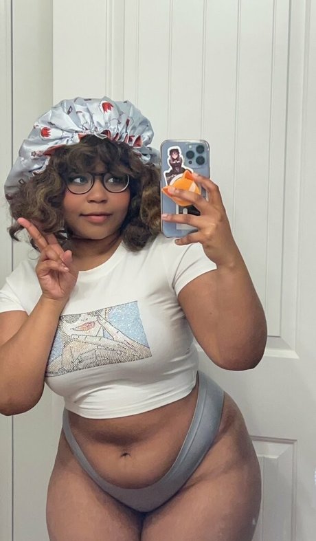 Ria Parker onlyfans photos