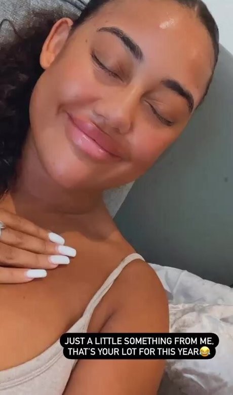 Marlie Lewis onlyfans model photo