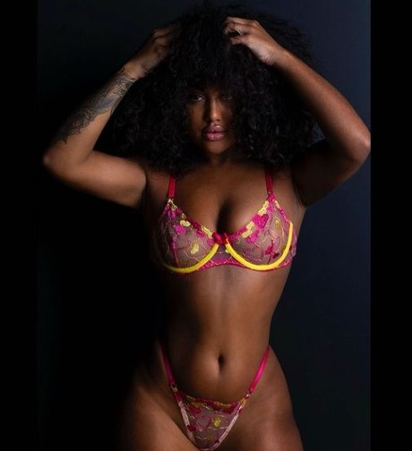 Marlie Lewis onlyfans leaked nudes