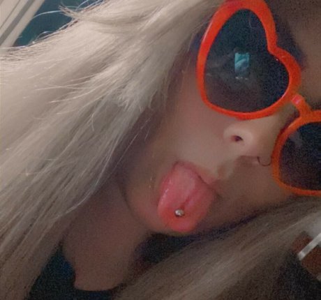 emilyelixer only fans nude leaks