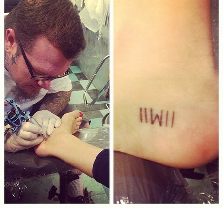 Carly Chaikin onlyfans picture