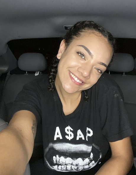 omgzada nude only fans