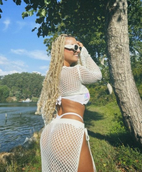 Helena Cardoso onlyfans nudes leaks