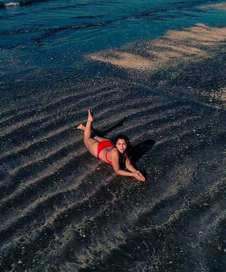 Tanya Chaudhari nude leak onlyfans