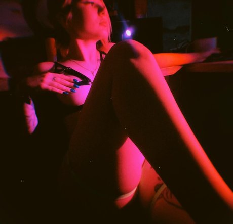 kselin li onlyfans desnuda