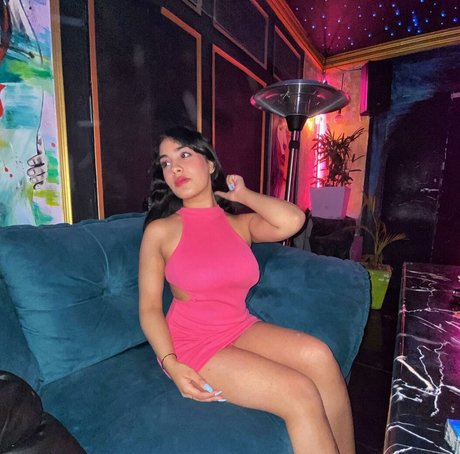 tvishagulatii onlyfans fotos