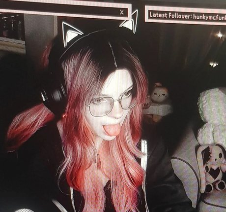 Porcelain Ghoul onlyfans nide