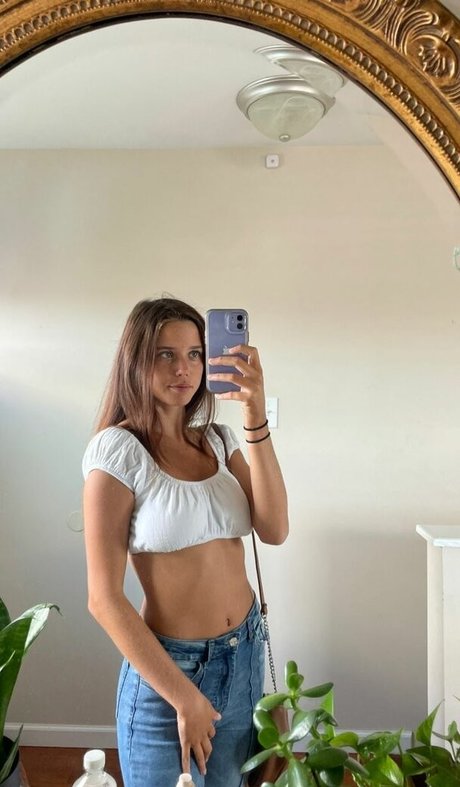 laurenokomski onlyfans lesk