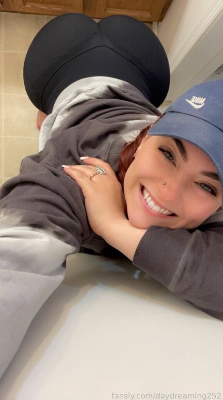 daydreaming252 only fans sex