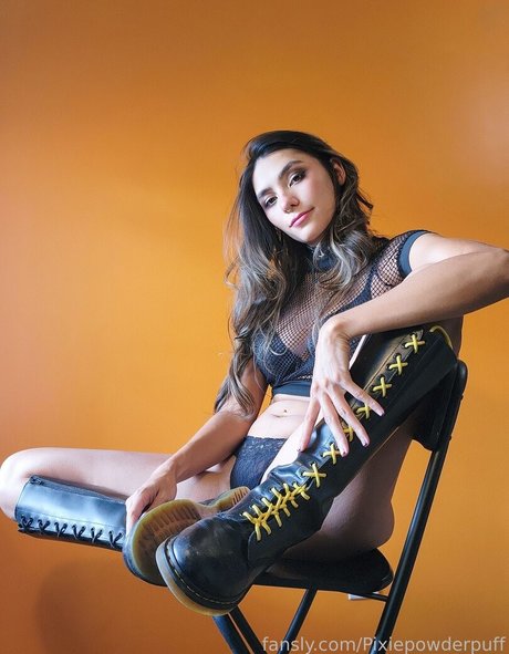 Pixiepowderpuff nudes only fans