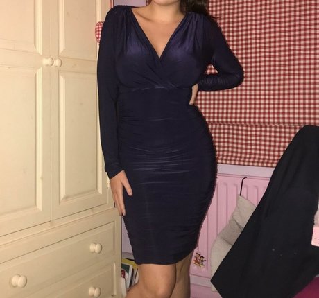 Lydia Harrison nude onlyfans pics