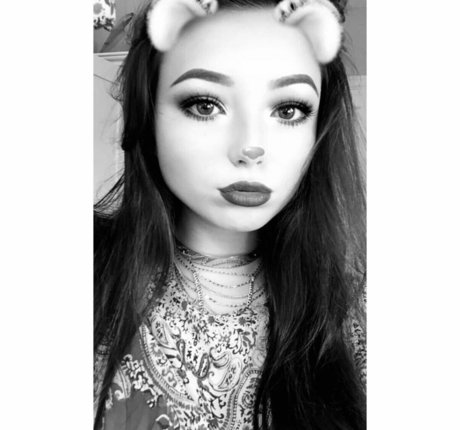 Lydia Harrison onlyfans.