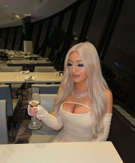 Monet Fisher onlyfans content