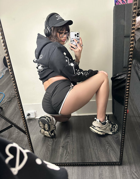 KianaVi onlyfans sex leaks