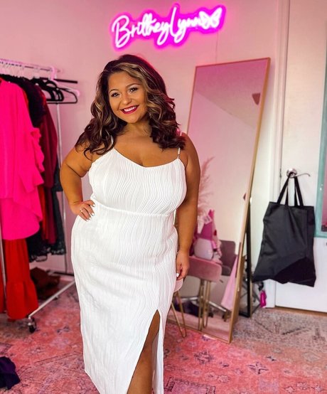 Brittney Lynn Vozar onlyfans leaked pics