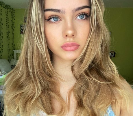 Sara Crumbleleg porn onlyfans leak