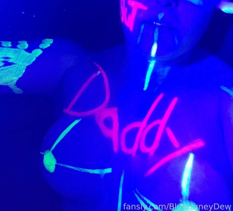 BlueHuneyDew onlyfans leaks xxx