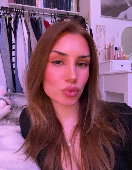 Carmen Blair onlyfans leaks