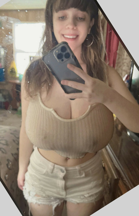 Marissa Munoz onlyfans picture