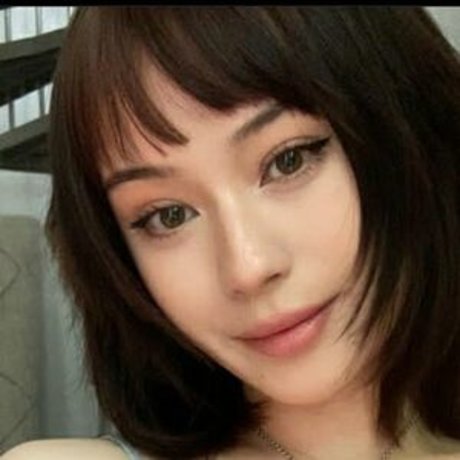 Jadey Anh tits onlyfans