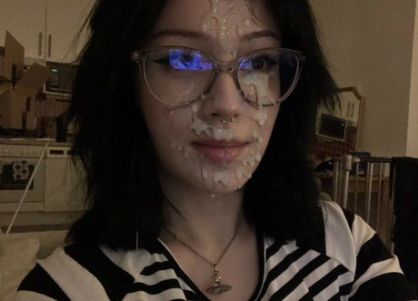 Jadey Anh topless onlyfans