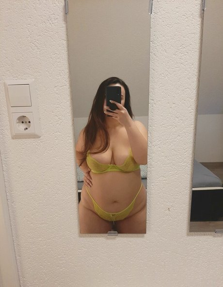 softandsmooth onlyfans model images