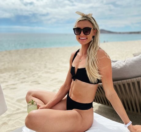 Annie Kunz onlyfans leaked nudes