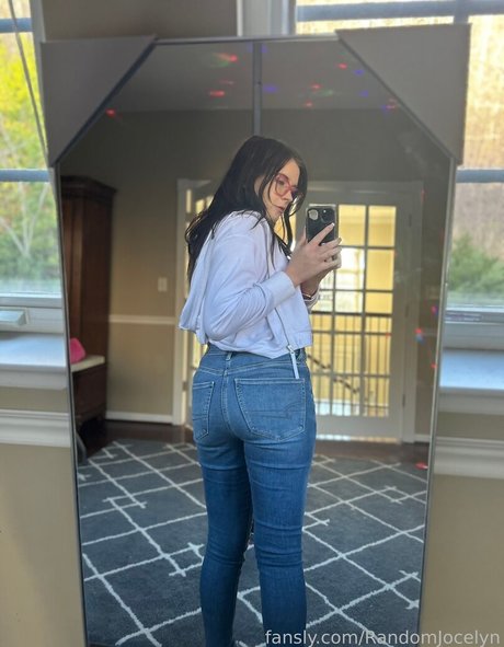 RandomJocelyn nude leaked onlyfans