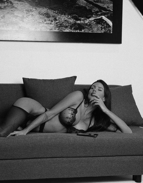 mmonik sex tape onlyfans