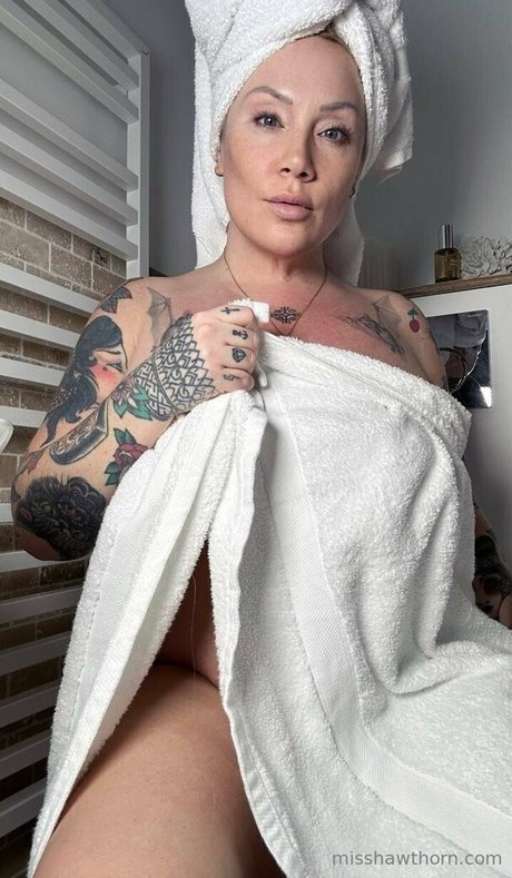 misshawthorn onlyfans striptease