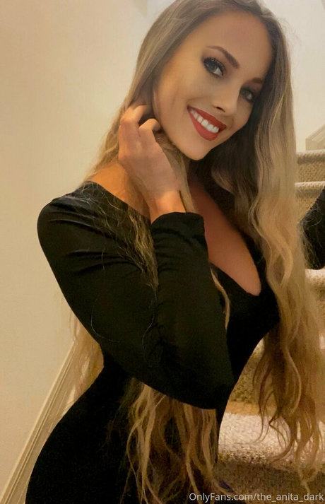 the anita dark onlyfans pic