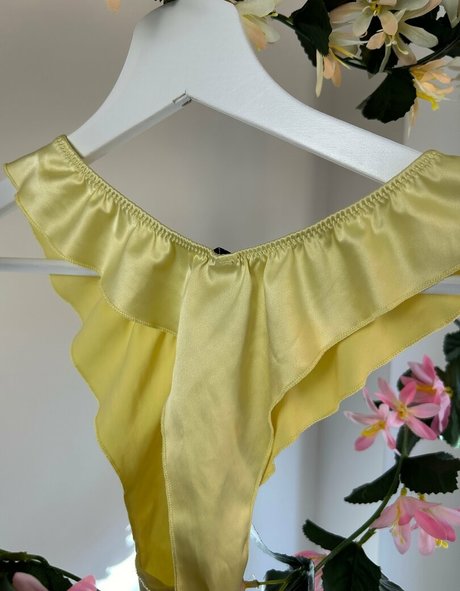 petitenikky free onlyfans